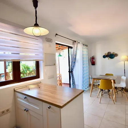 Casas Del Sol 4a By Villas Now Ltd * Playa Blanca (Lanzarote)